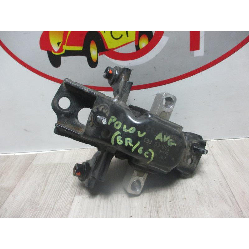 Support moteur gauche VOLKSWAGEN POLO V (6R/6C) PHASE 2 d’occasion
