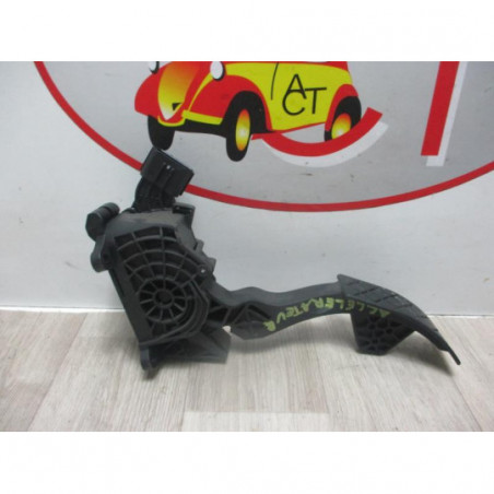Pedalier d'accelerateur VOLKSWAGEN POLO V (6R/6C) PHASE 2 d’occasion