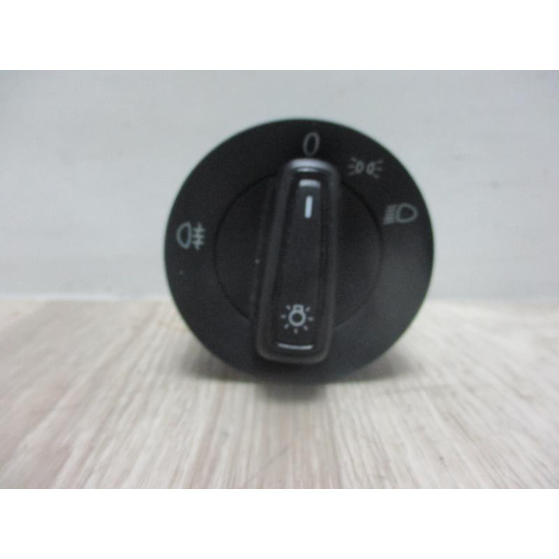Commande de phare VOLKSWAGEN POLO V (6R/6C) PHASE 2 d’occasion