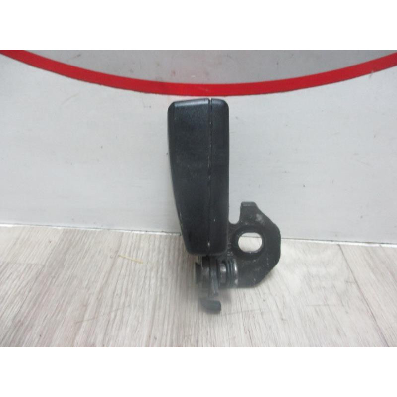 Attache ceinture arriere droit OPEL CORSA (D) PHASE 1 d’occasion