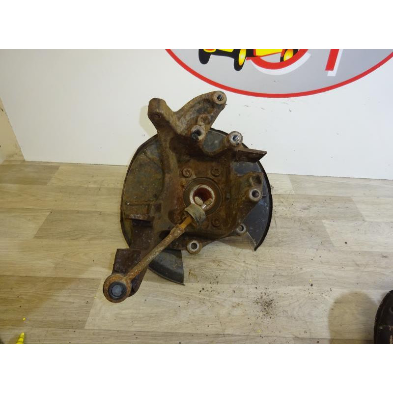 Fusee arriere droit FORD KUGA d’occasion