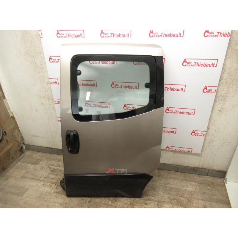 Porte laterale gauche CITROEN NEMO COMBI d’occasion