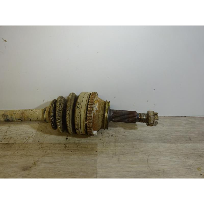 Cardan arriere droit (transmission) HYUNDAI SANTA FE I PHASE 2 d’occasion