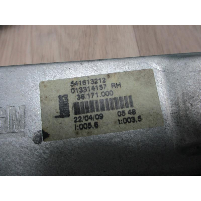 Leve vitre electrique avant droit OPEL CORSA (D) PHASE 1 d’occasion