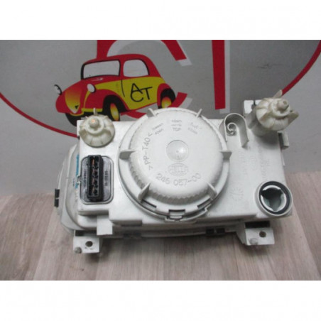 Optique avant principal droit (feux)(phare) SKODA FELICIA PHASE 1 d’occasion
