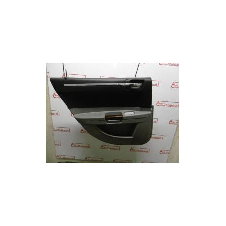 Panneau de porte arriere gauche CHRYSLER 300C d’occasion