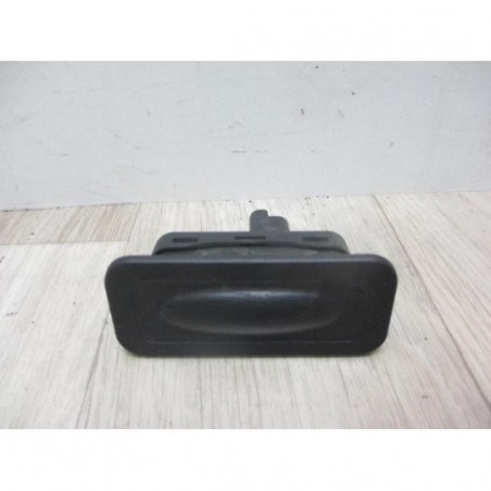 Bouton de coffre RENAULT SCENIC XMOD 1.5 ENERGY D d’occasion
