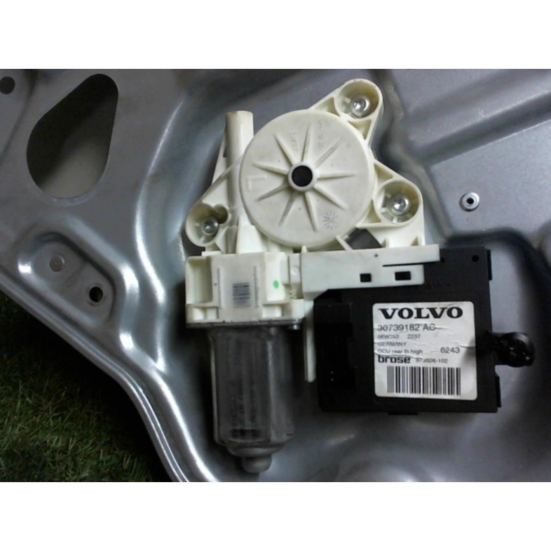 Leve vitre electrique arriere gauche VOLVO V50 d’occasion
