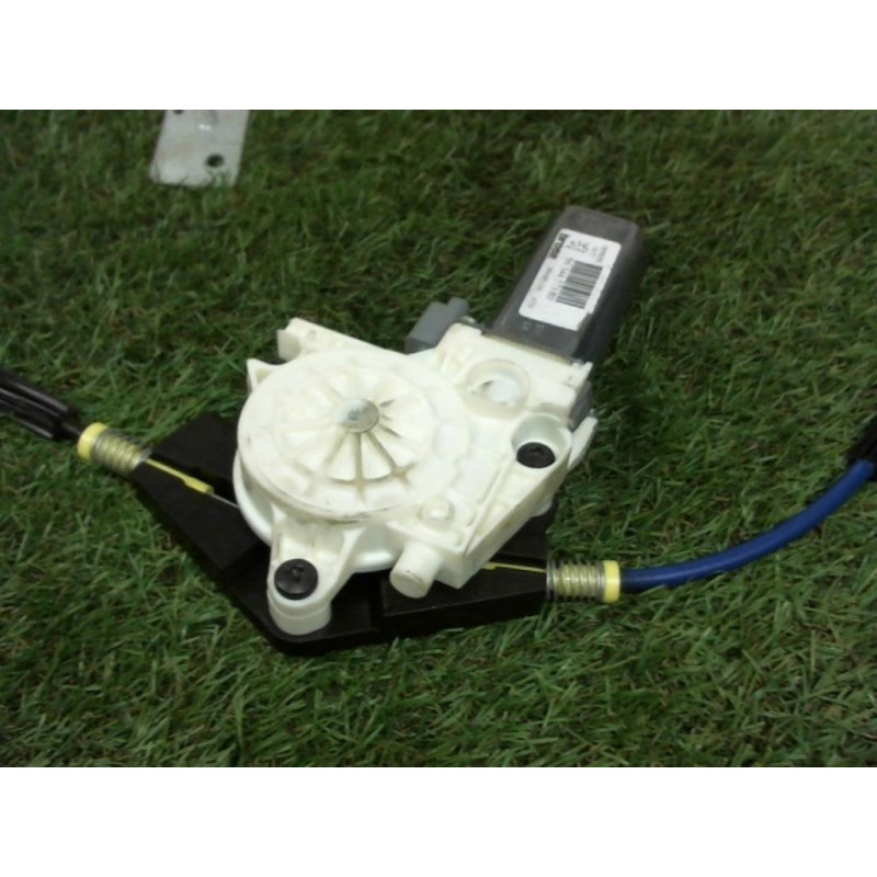 Leve vitre electrique avant gauche PEUGEOT 307 PHASE 1 d’occasion