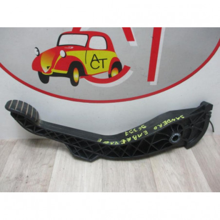 Pedalier d'embrayage DACIA SANDERO d’occasion