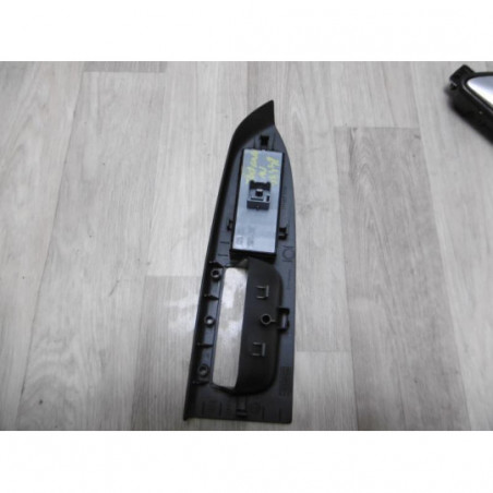 Interrupteur de leve vitre (Bloc complet) VOLKSWAGEN TOURAN PHASE 2 d’occasion