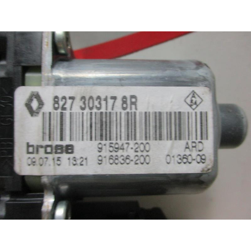 Mot. leve vitre arriere droit RENAULT SCENIC III XMOD d’occasion