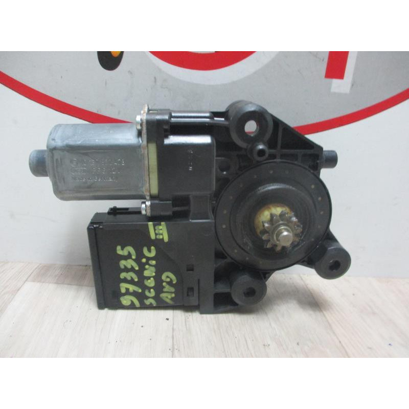 Mecanisme de leve vitre electrique avant droit RENAULT SCENIC III PHASE 1 d’occasion