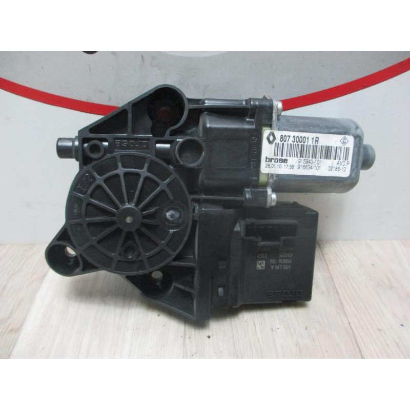 Mecanisme de leve vitre electrique avant droit RENAULT SCENIC III PHASE 1 d’occasion