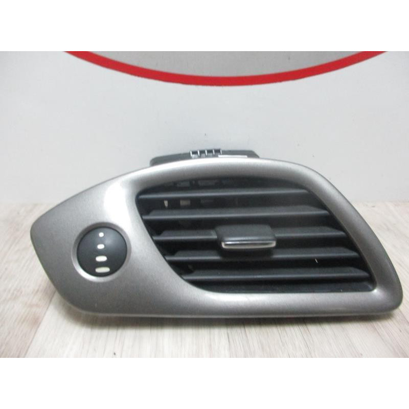 Aerateur tableau de bord avant gauche RENAULT SCENIC III XMOD d’occasion