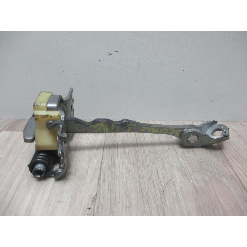 Tirant de porte arriere gauche RENAULT SCENIC III XMOD d’occasion