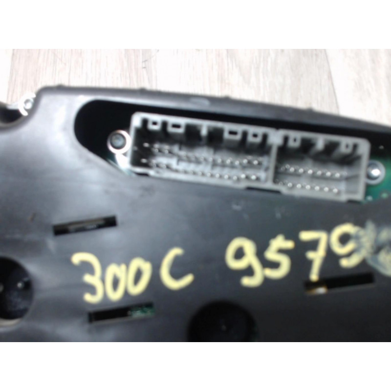 compteur  CHRYSLER 300C d’occasion