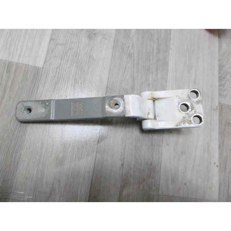 Charniere de porte de coffre droit NISSAN NV200 FOURGON d’occasion