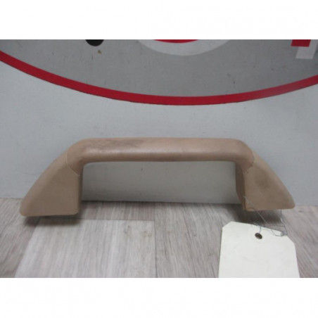 Poignee de maintien avant droit RENAULT R9 1.4 67cv d’occasion