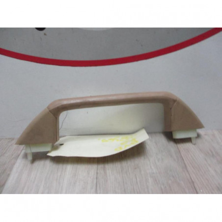 Poignee de maintien avant droit RENAULT R9 1.4 67cv d’occasion