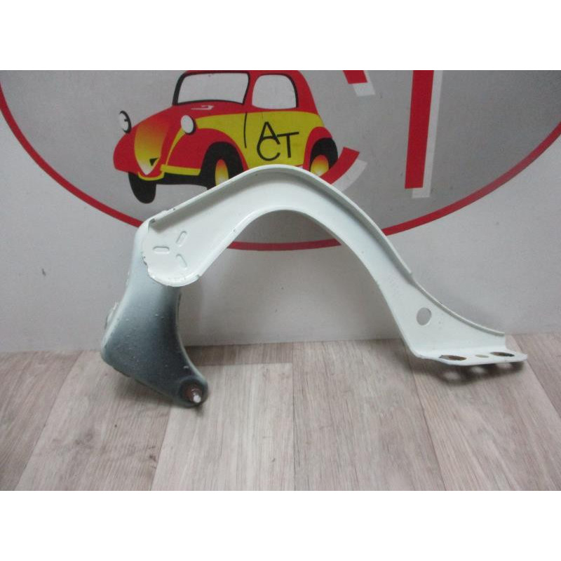 Charniere de hayon RENAULT R9 1.4 67cv d’occasion