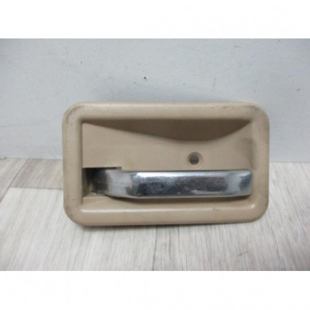 Poignee interieur arriere gauche RENAULT R9 1.4 67cv d’occasion