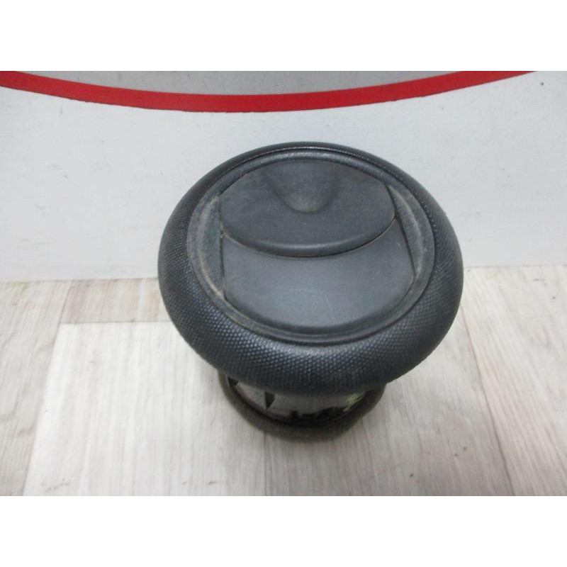 Aerateur tableau de bord avant droit NISSAN NV200 FOURGON d’occasion