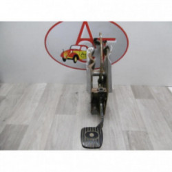 Pedalier de frein NISSAN NV200 FOURGON d’occasion