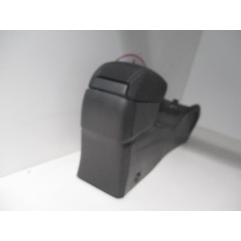 Console central (interieur plastique) FIAT TIPO 1.3 MJTD 16V 95 cv d’occasion