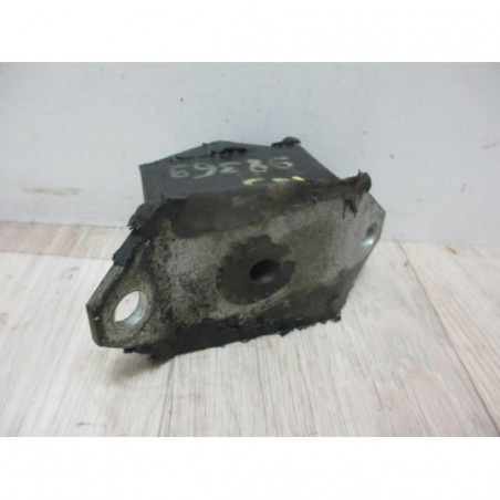 Support de boite Renault R9 1.4 67cv d’occasion