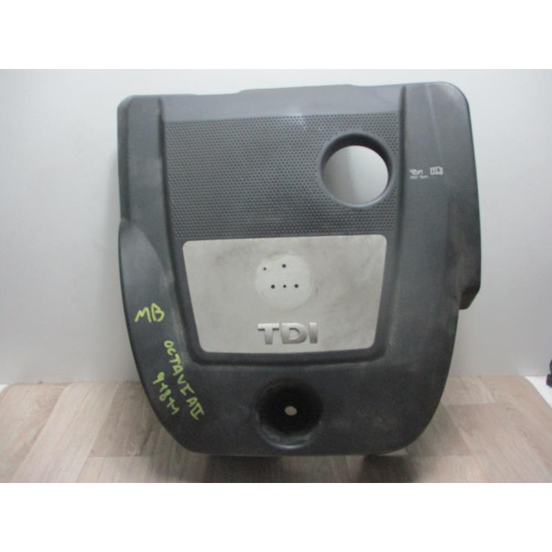 Cache moteur  SKODA OCTAVIA II COMBI d’occasion