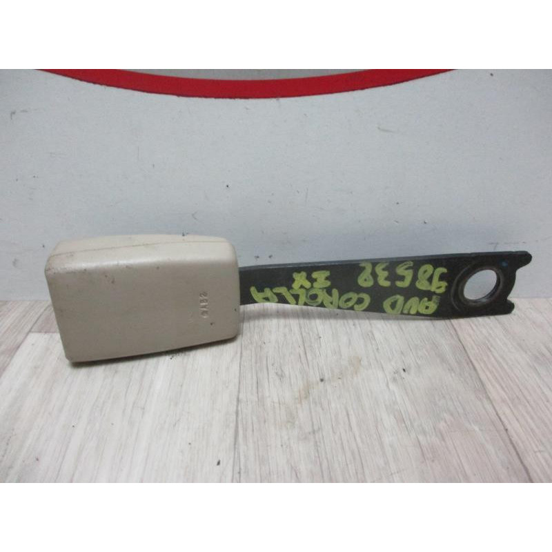 Attache ceinture avant droit HYUNDAI SANTA FE I PHASE 2 d’occasion