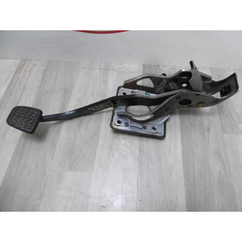 Pedalier de frein TOYOTA COROLLA IX d’occasion