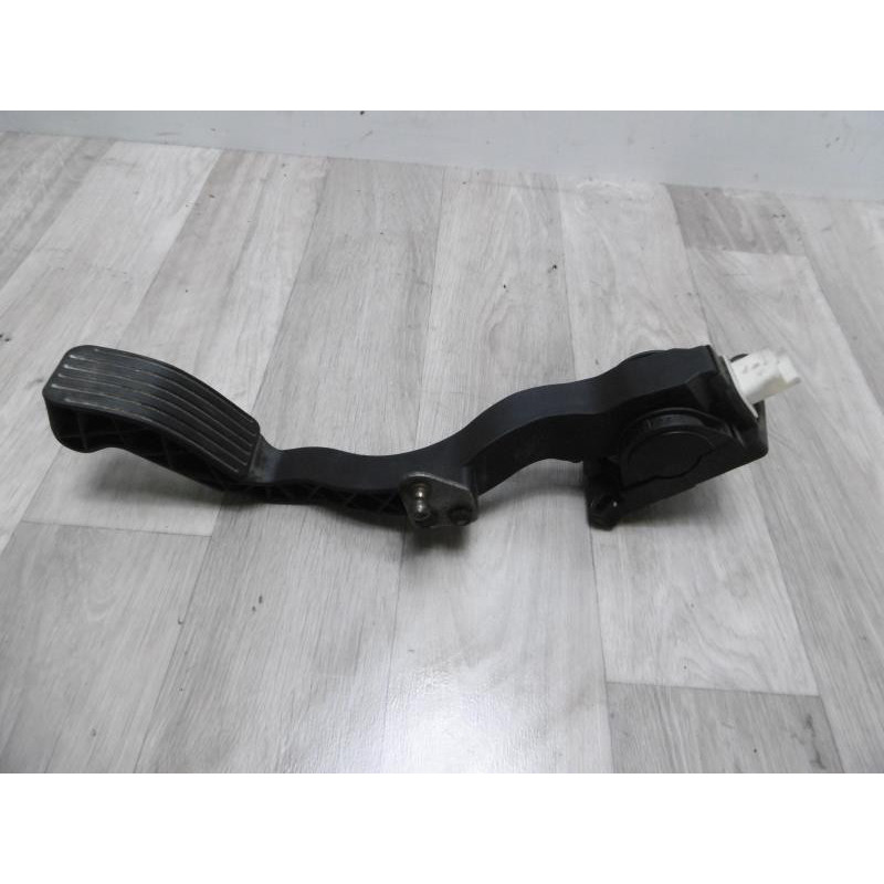 Pedalier d'accelerateur CITROEN C3 II PHASE 1 d’occasion
