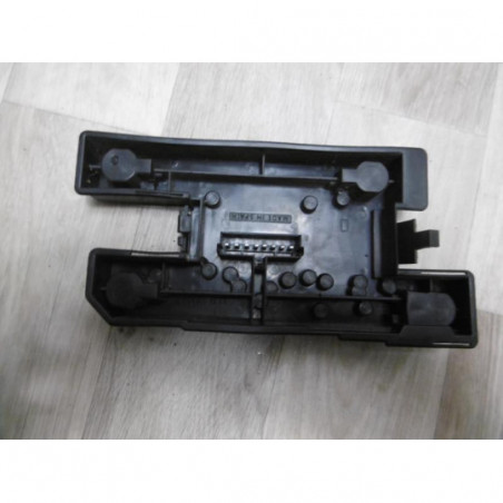 Platine feu arriere droit RENAULT CLIO I PHASE 3 d’occasion