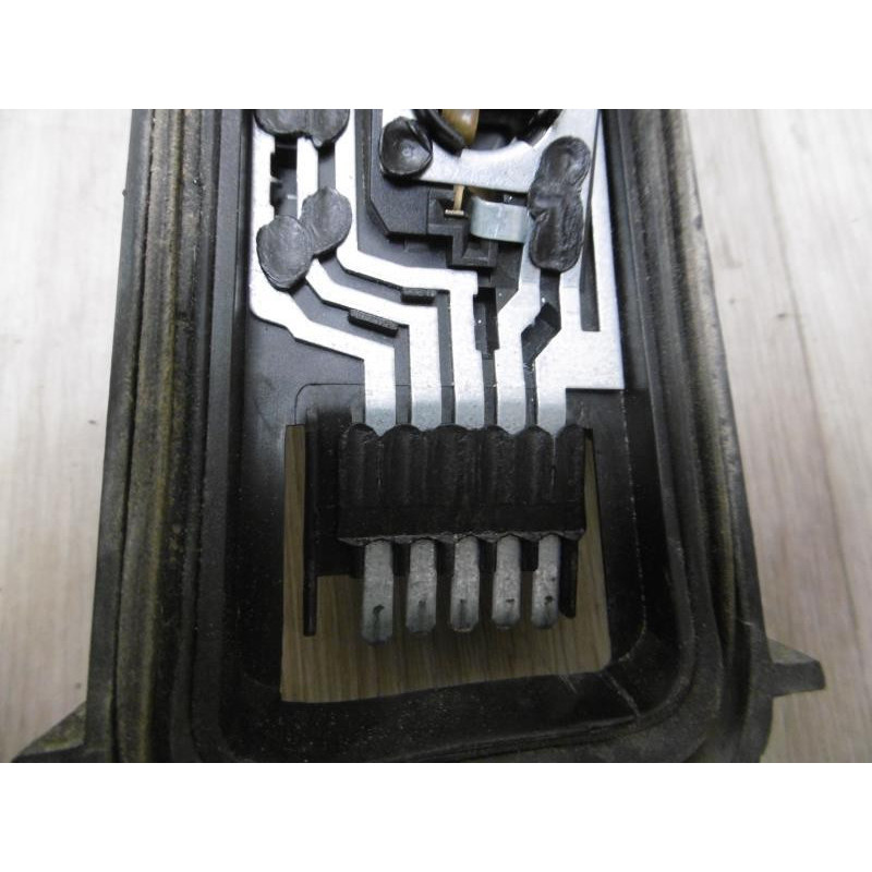 Platine feu arriere gauche OPEL CORSA (C) PHASE 1 d’occasion