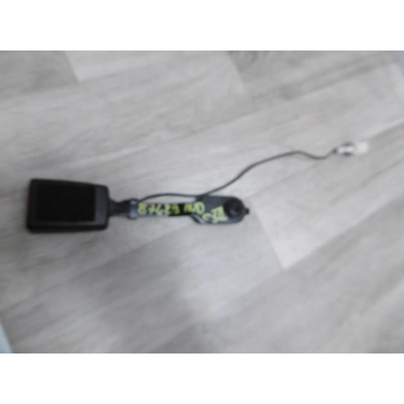 Attache ceinture avant droit CITROEN C3 II PHASE 1 d’occasion