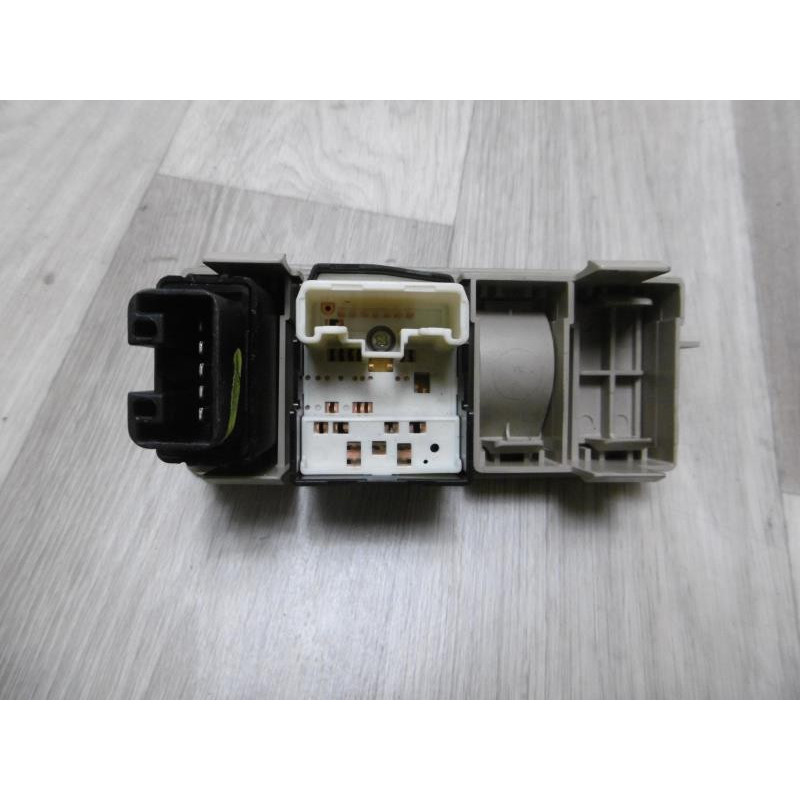 Commande de reglage hauteur de phare TOYOTA COROLLA IX d’occasion