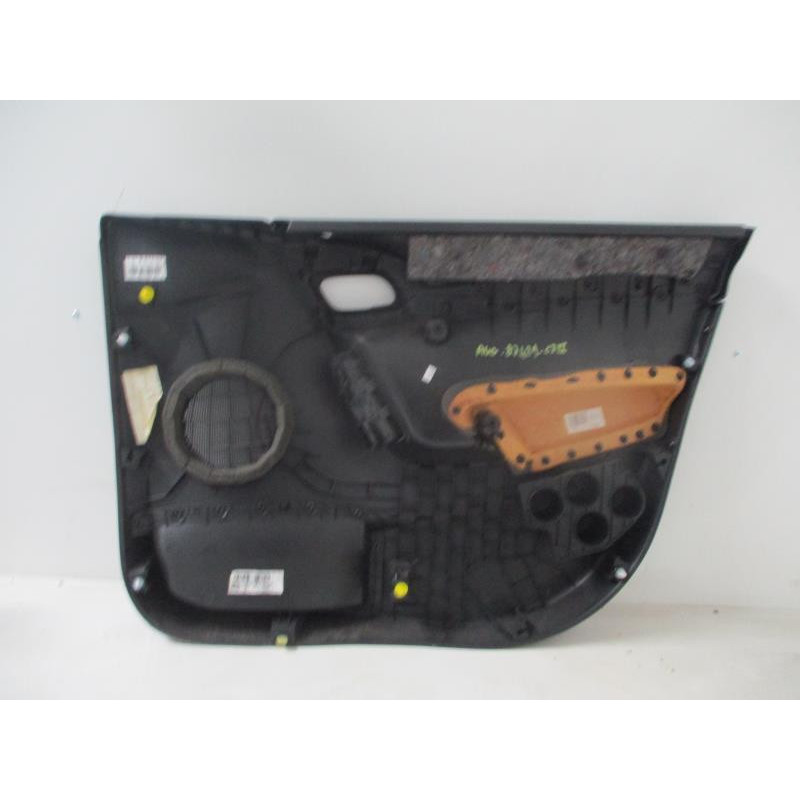 Panneau de porte avant gauche CITROEN C3 II PHASE 1 d’occasion