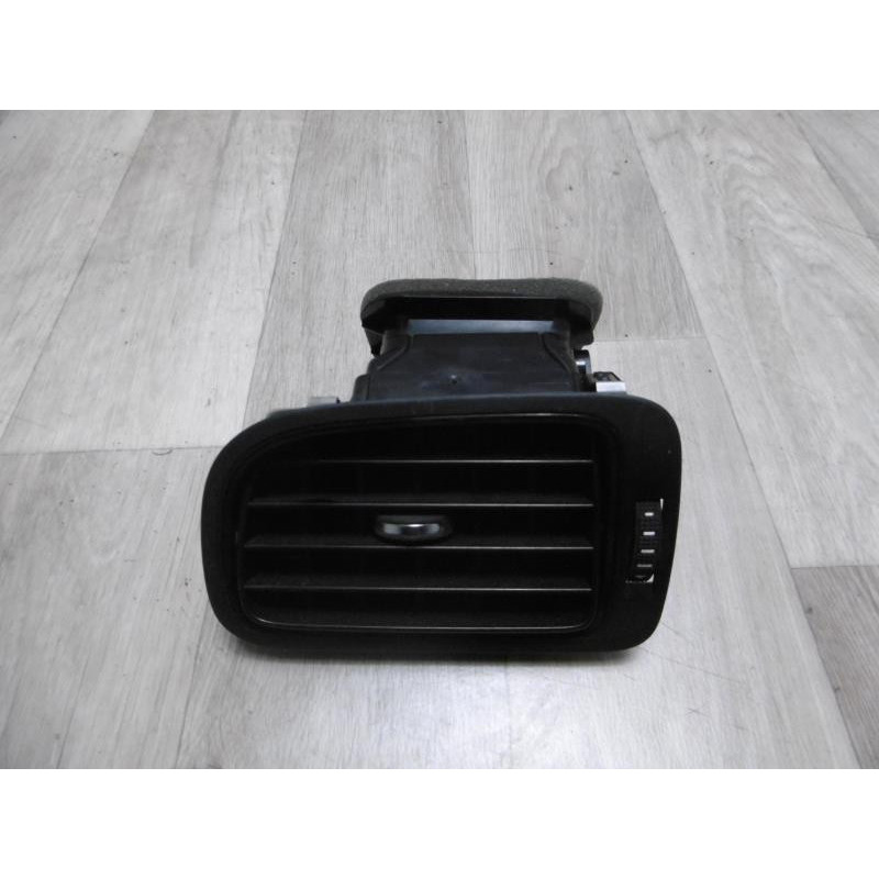 Aerateur tableau de bord avant gauche VOLKSWAGEN POLO V (6R/6C) PHASE 2 d’occasion