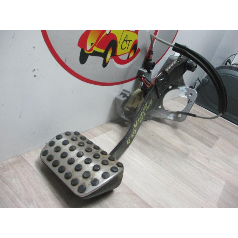 Pedalier de frein MERCEDES CLASSE SLK (170) PHASE 1 230K 2.3i d’occasion