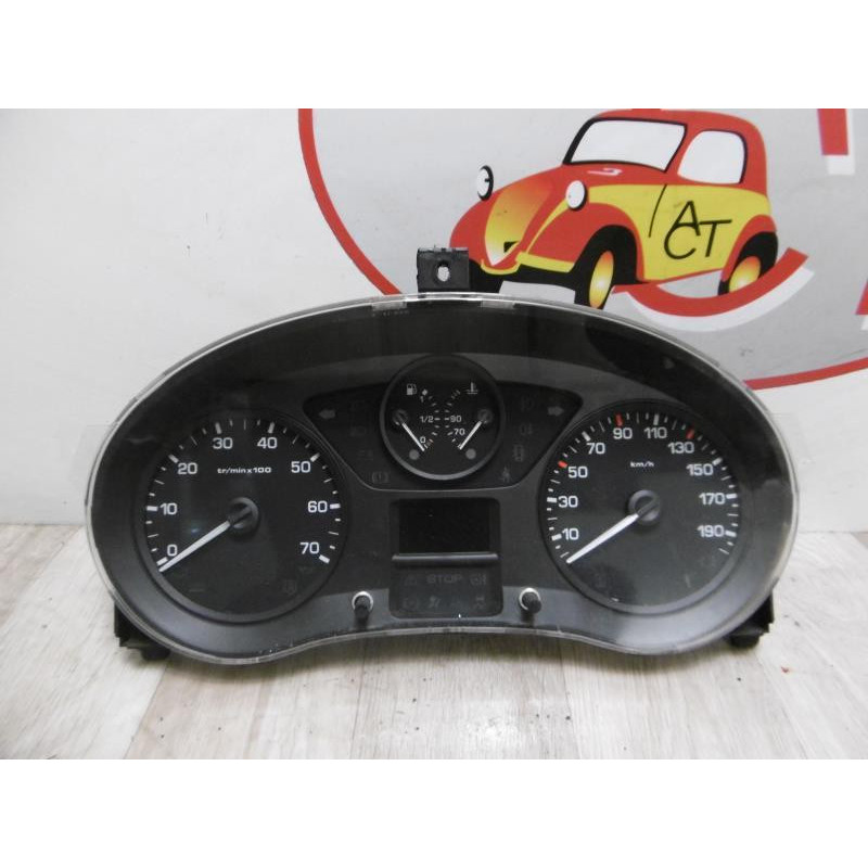 Compteur PEUGEOT PARTNER II PHASE 2 FOURGON d’occasion