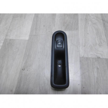 Interrupteur de leve vitre arriere droit RENAULT GRAND MODUS d’occasion