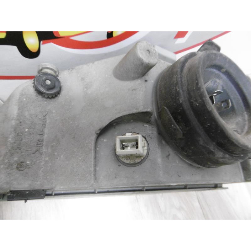 Optique avant principal droit (feux)(phare) FIAT PUNTO I PHASE 2 d’occasion
