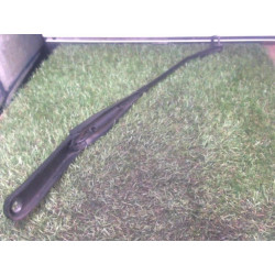 Bras essuie glace avant droit FORD FOCUS II SW PHASE 1 d’occasion