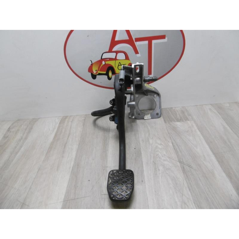 Pedalier de frein BMW SERIE 3 (E46) COUPE d’occasion