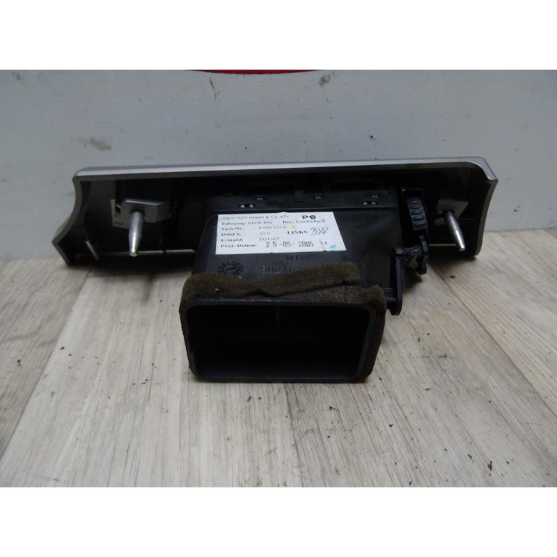 Aerateur tableau de bord avant gauche BMW SERIE 3 (E90) PHASE 1 d’occasion