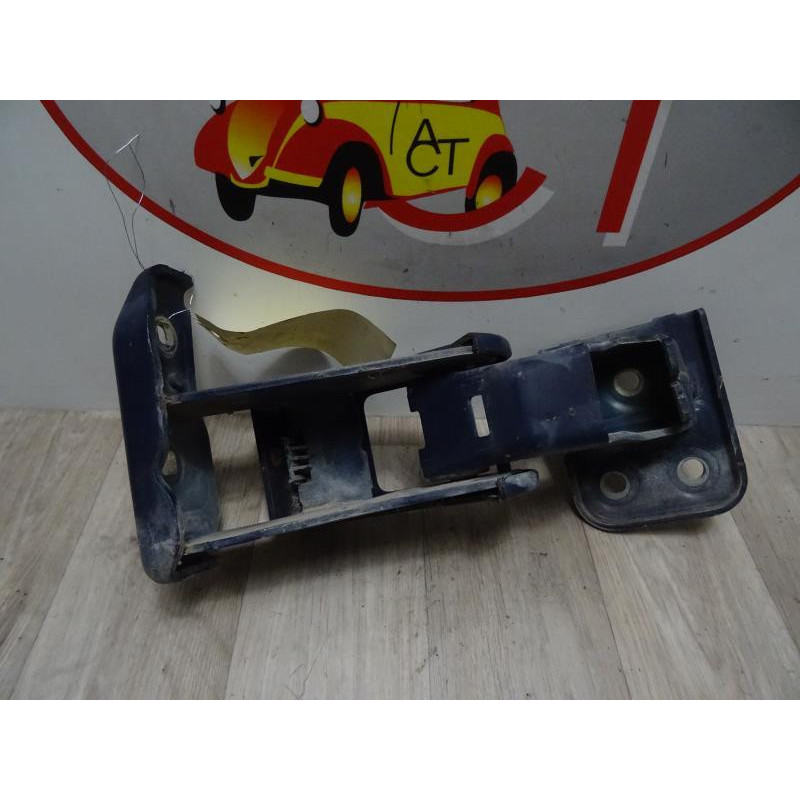 Charniere de porte de coffre gauche PEUGEOT EXPERT II PHASE 1 FOURGON d’occasion