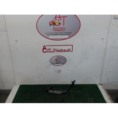 Support de pare chocs arriere PEUGEOT 207 1.6 HDI d’occasion