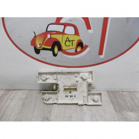 Platine feu arriere droit RENAULT CLIO I PHASE 1 d’occasion